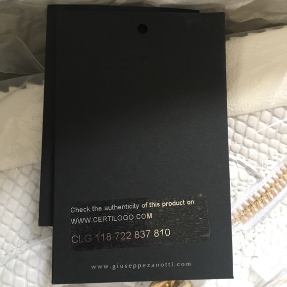 Giuseppe Zanotti Men’s Double Zip Leather Sneakers - Picture 6 of 8